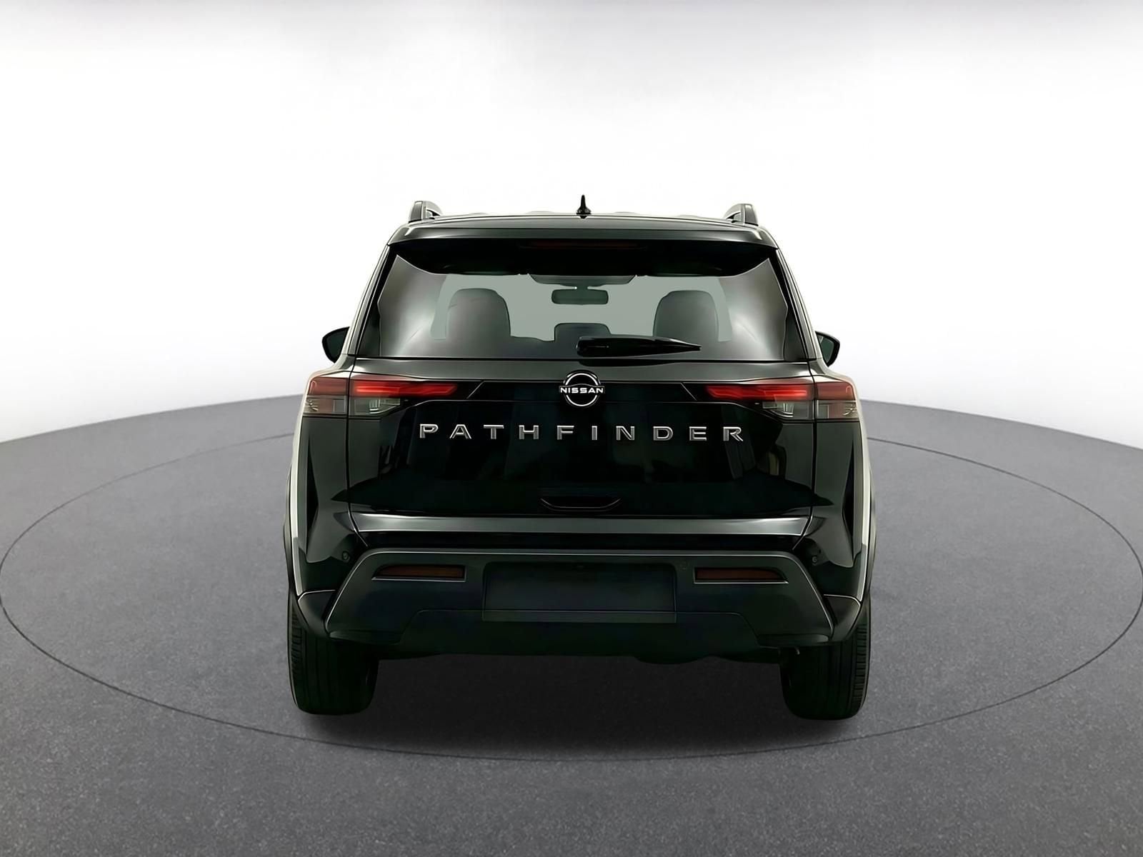 Thumbnail: 2025 Nissan Pathfinder - 8