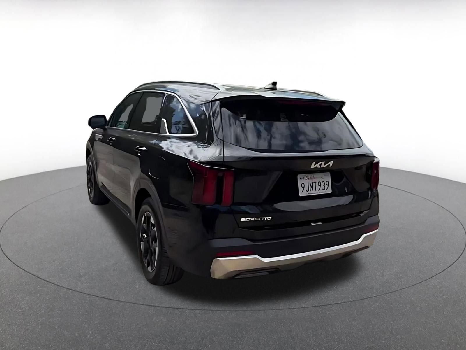 Thumbnail: 2024 Kia Sorento - 11