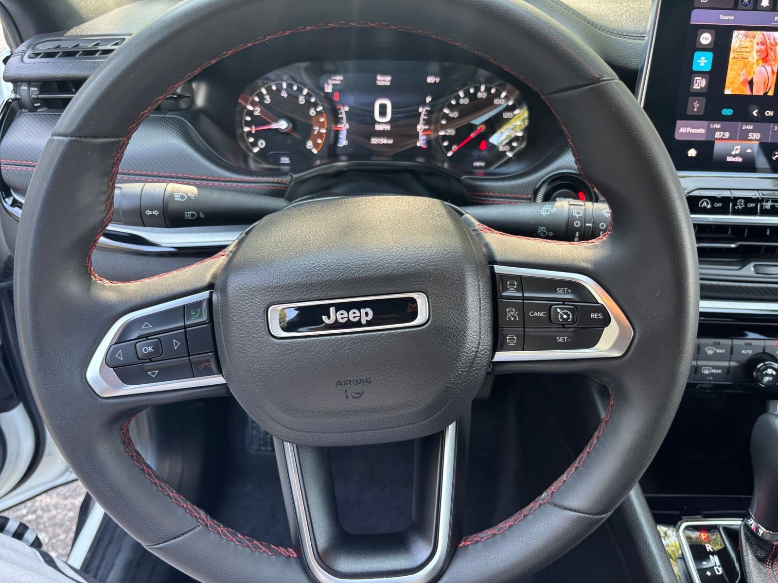 Thumbnail: 2025 Jeep Compass - 25