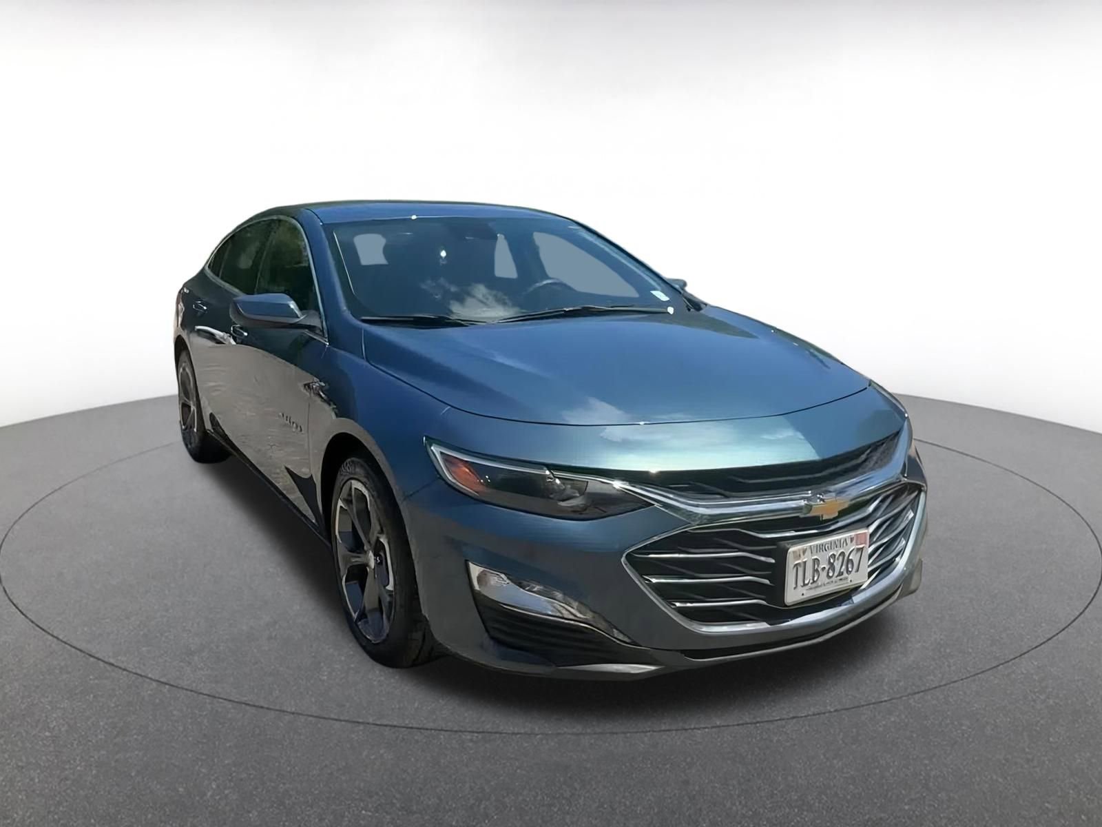 Thumbnail: 2024 Chevrolet Malibu - 3