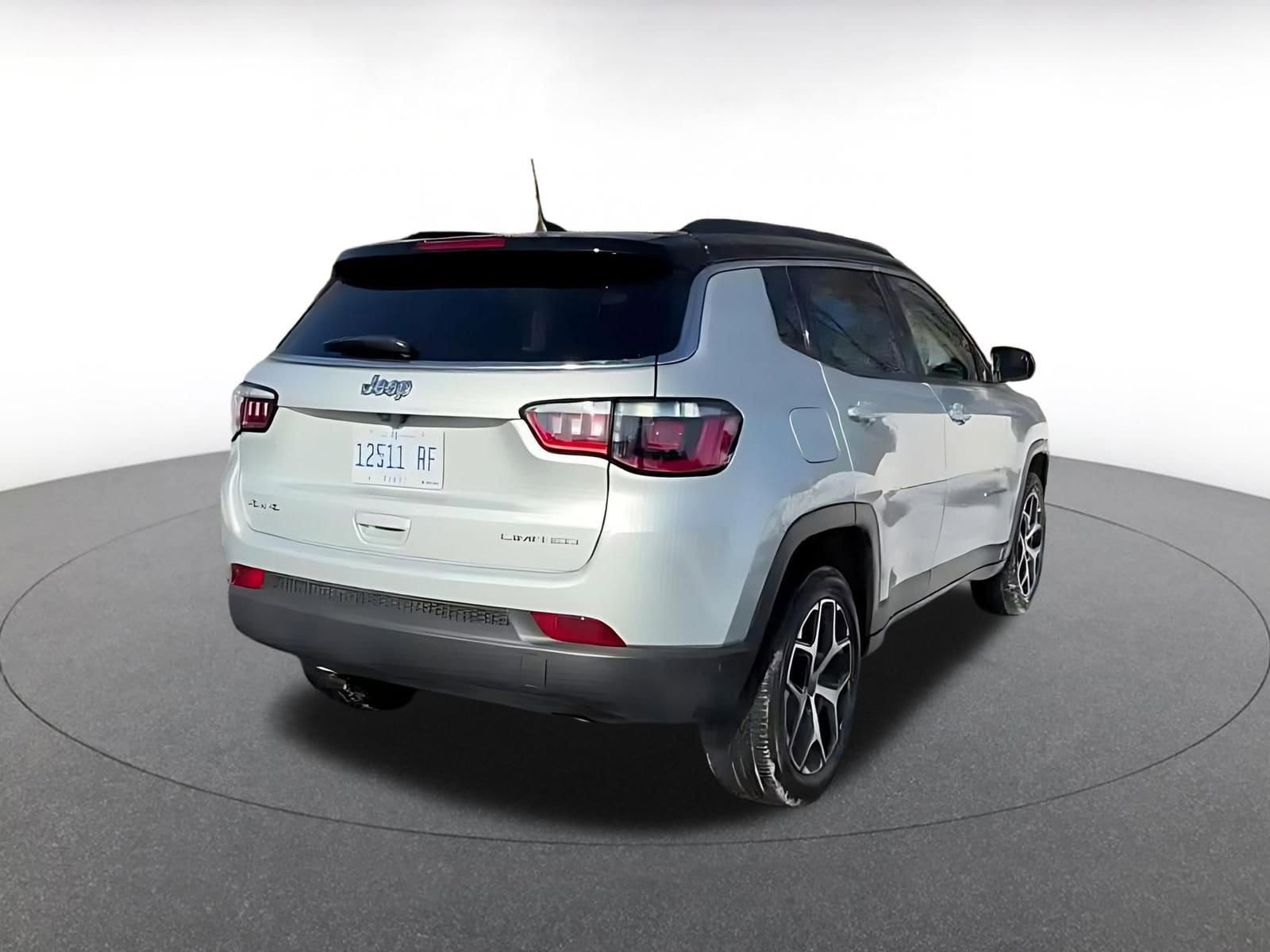 Thumbnail: 2025 Jeep Compass - 12