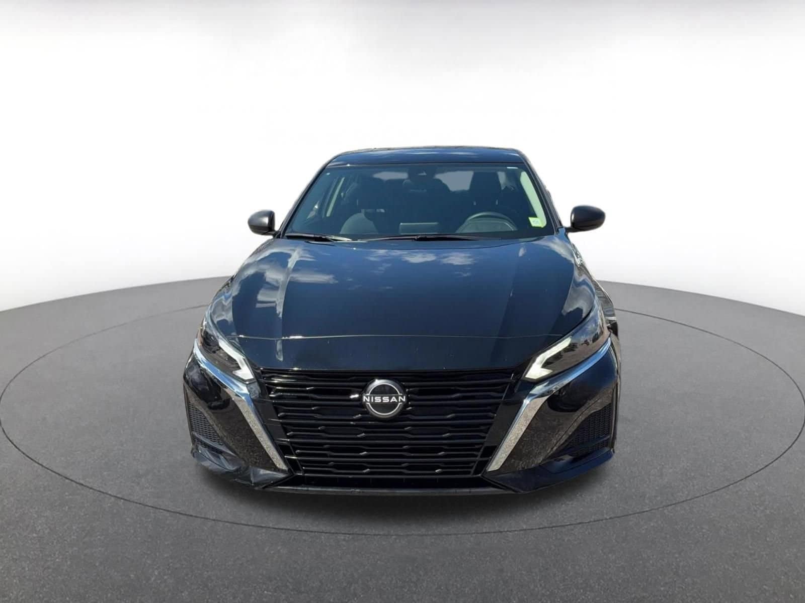 Thumbnail: 2025 Nissan Altima - 4