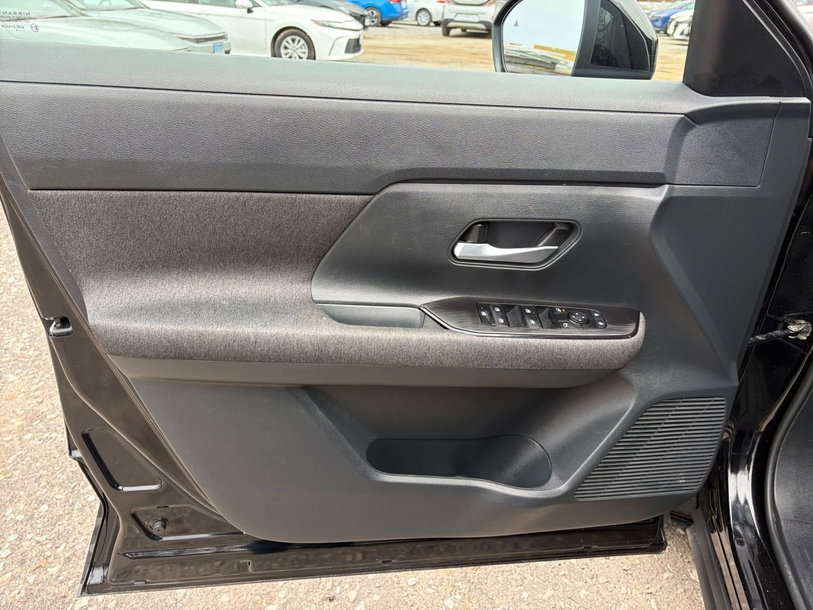 Thumbnail: 2025 Nissan Kicks - 18