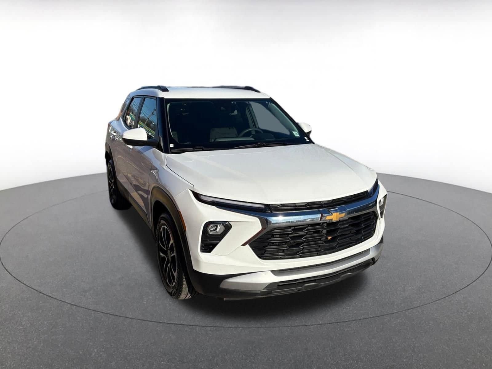 Thumbnail: 2025 Chevrolet TrailBlazer - 1