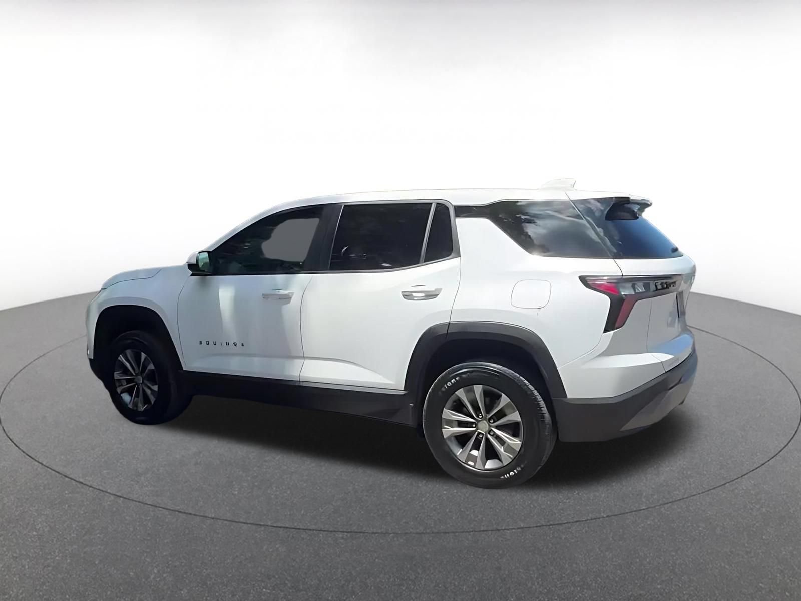 Thumbnail: 2025 Chevrolet Equinox - 10