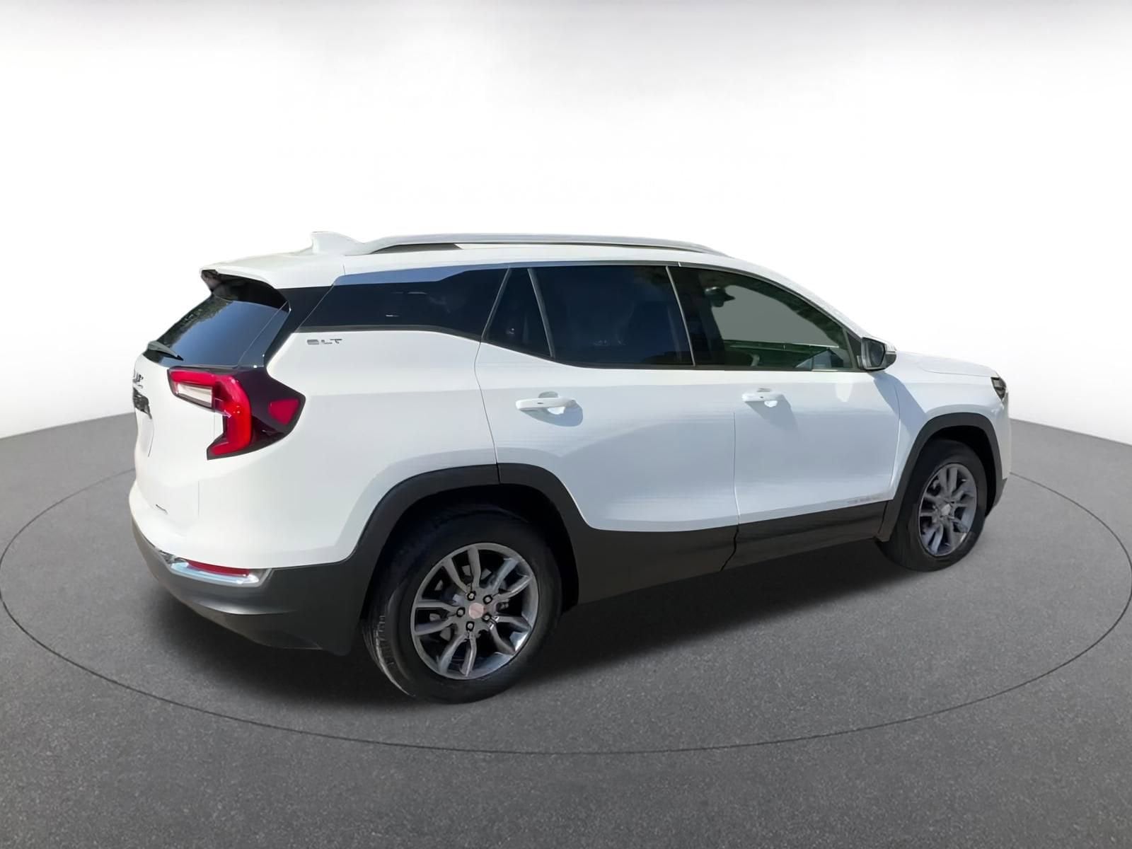 Thumbnail: 2024 GMC Terrain - 13