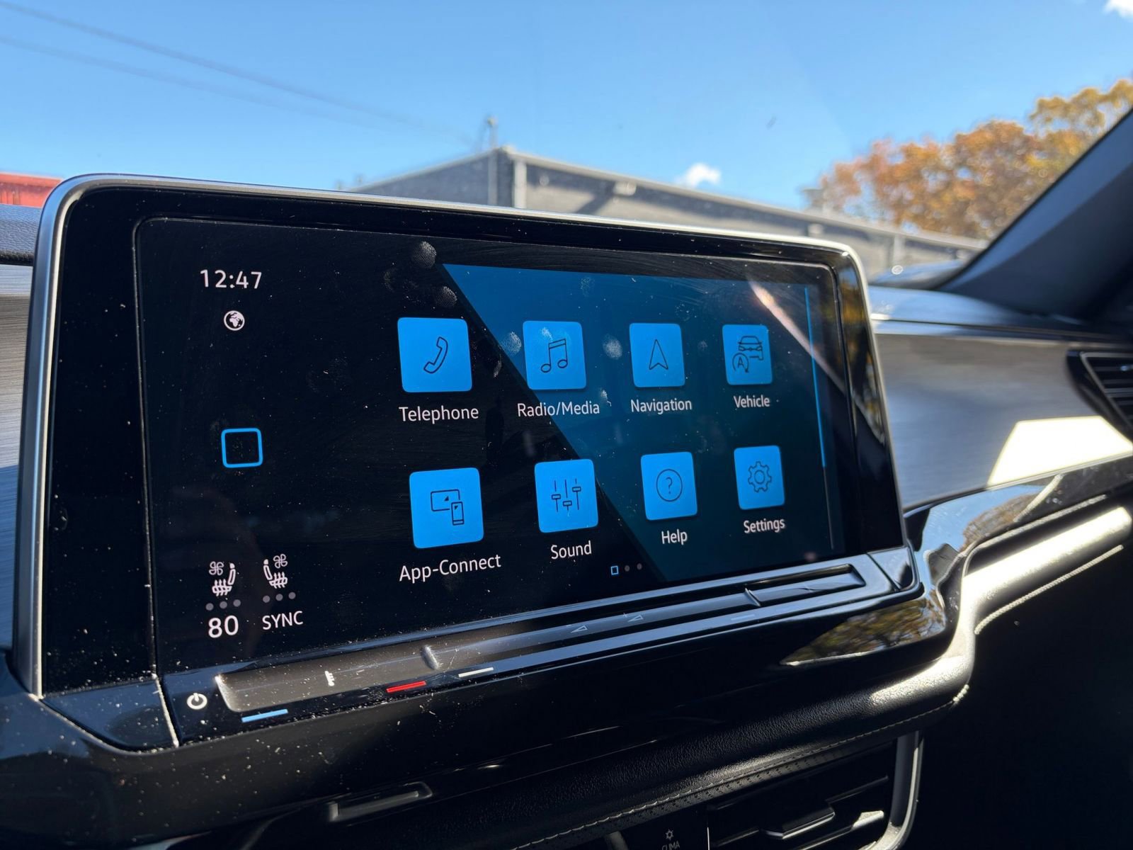 Thumbnail: 2025 Volkswagen Atlas - 21