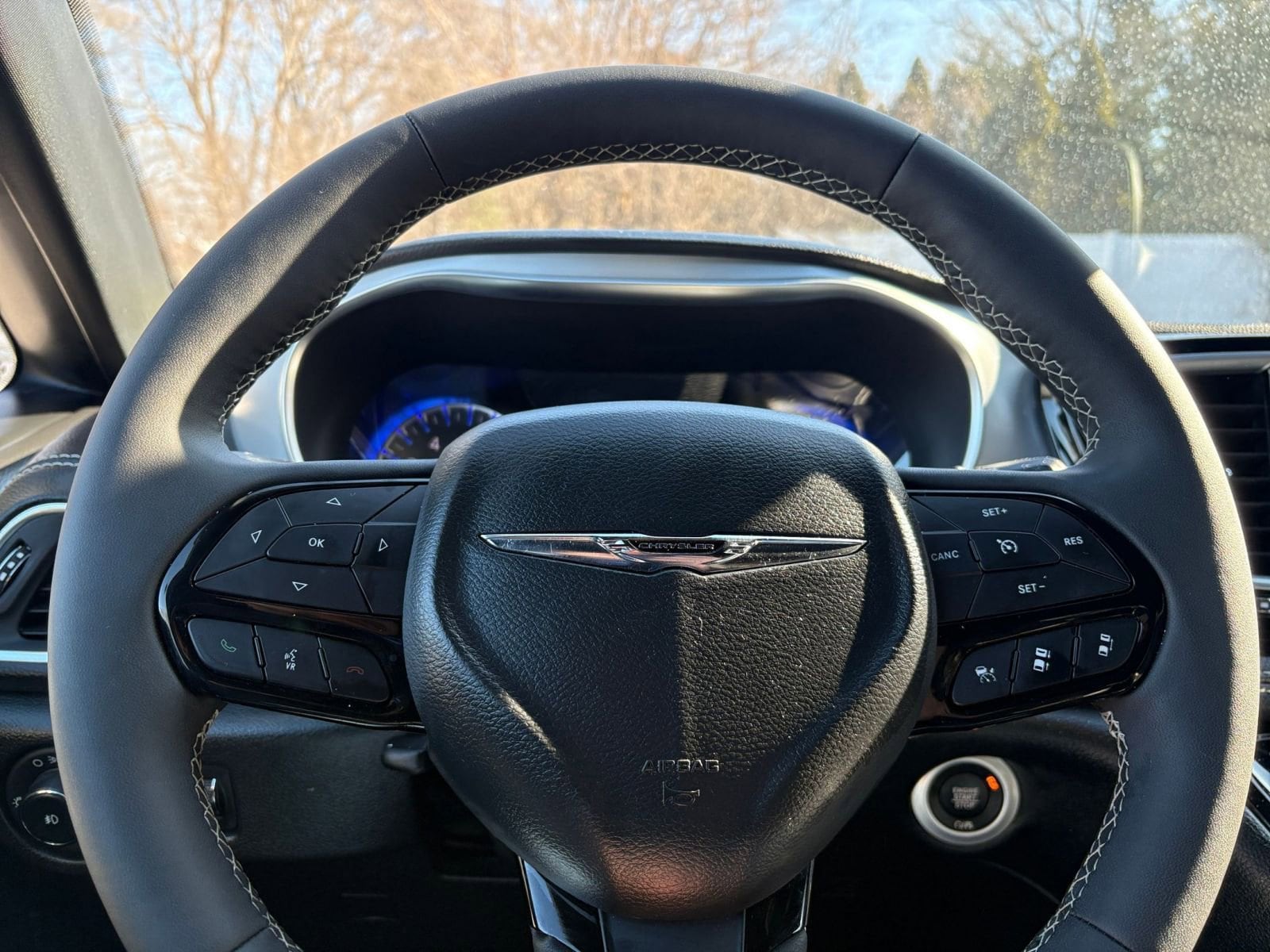 Thumbnail: 2025 Chrysler Pacifica - 25