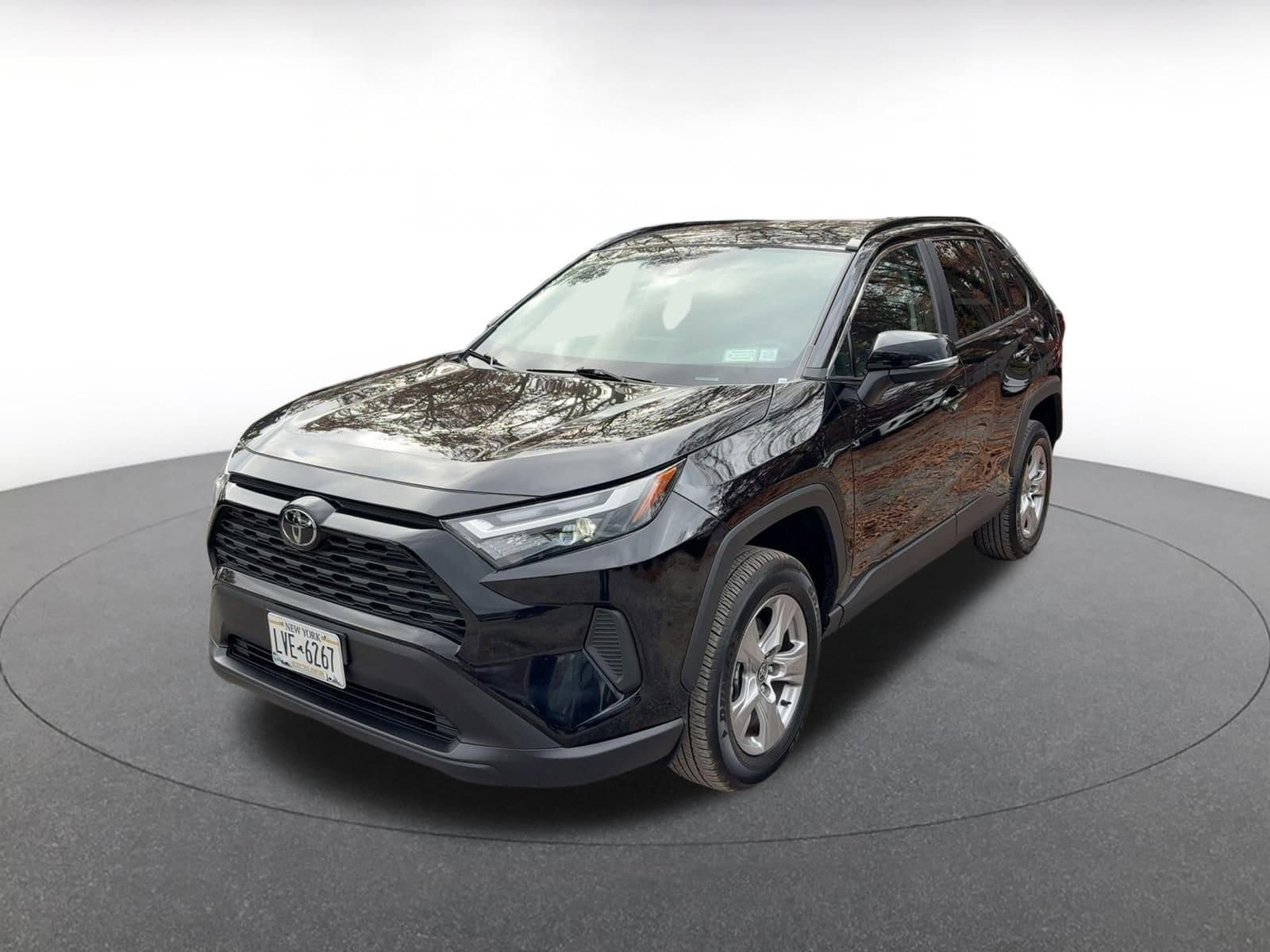 Thumbnail: 2025 Toyota RAV4 - 2