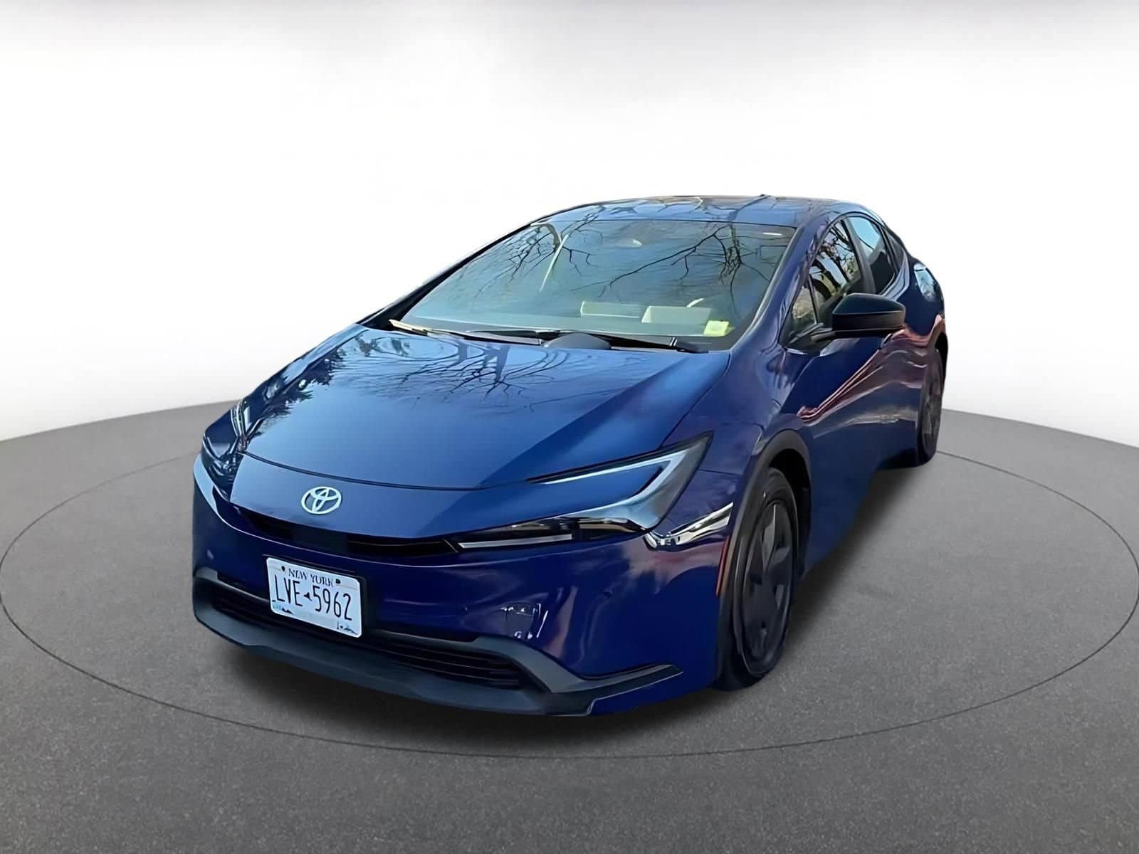 Thumbnail: 2025 Toyota Prius - 8