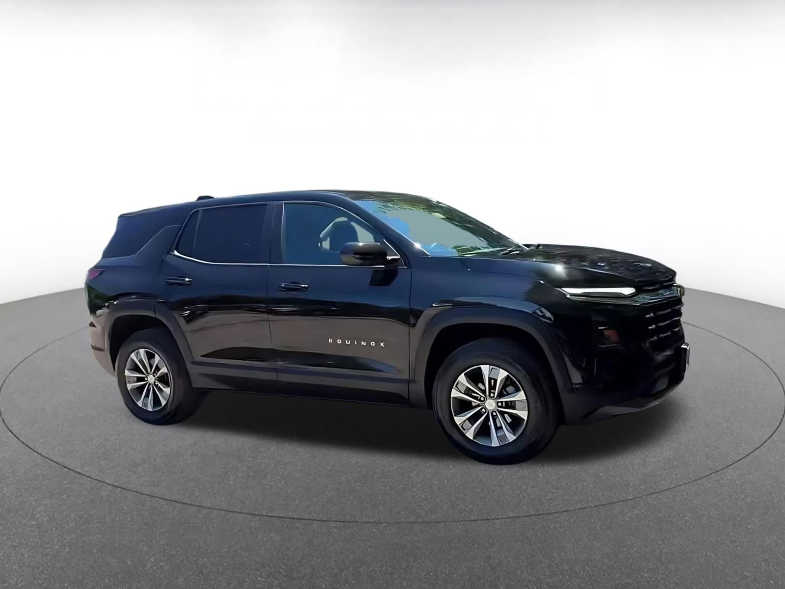 Thumbnail: 2025 Chevrolet Equinox - 2