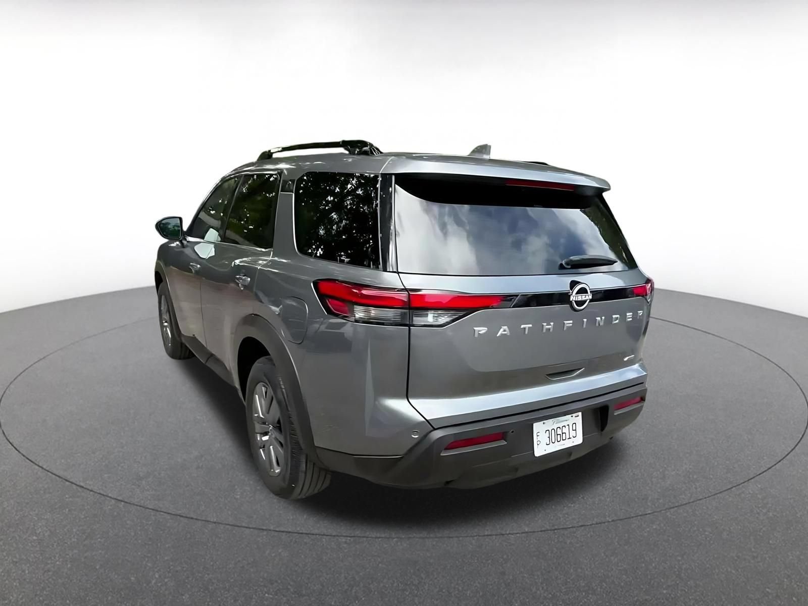 Thumbnail: 2025 Nissan Pathfinder - 9