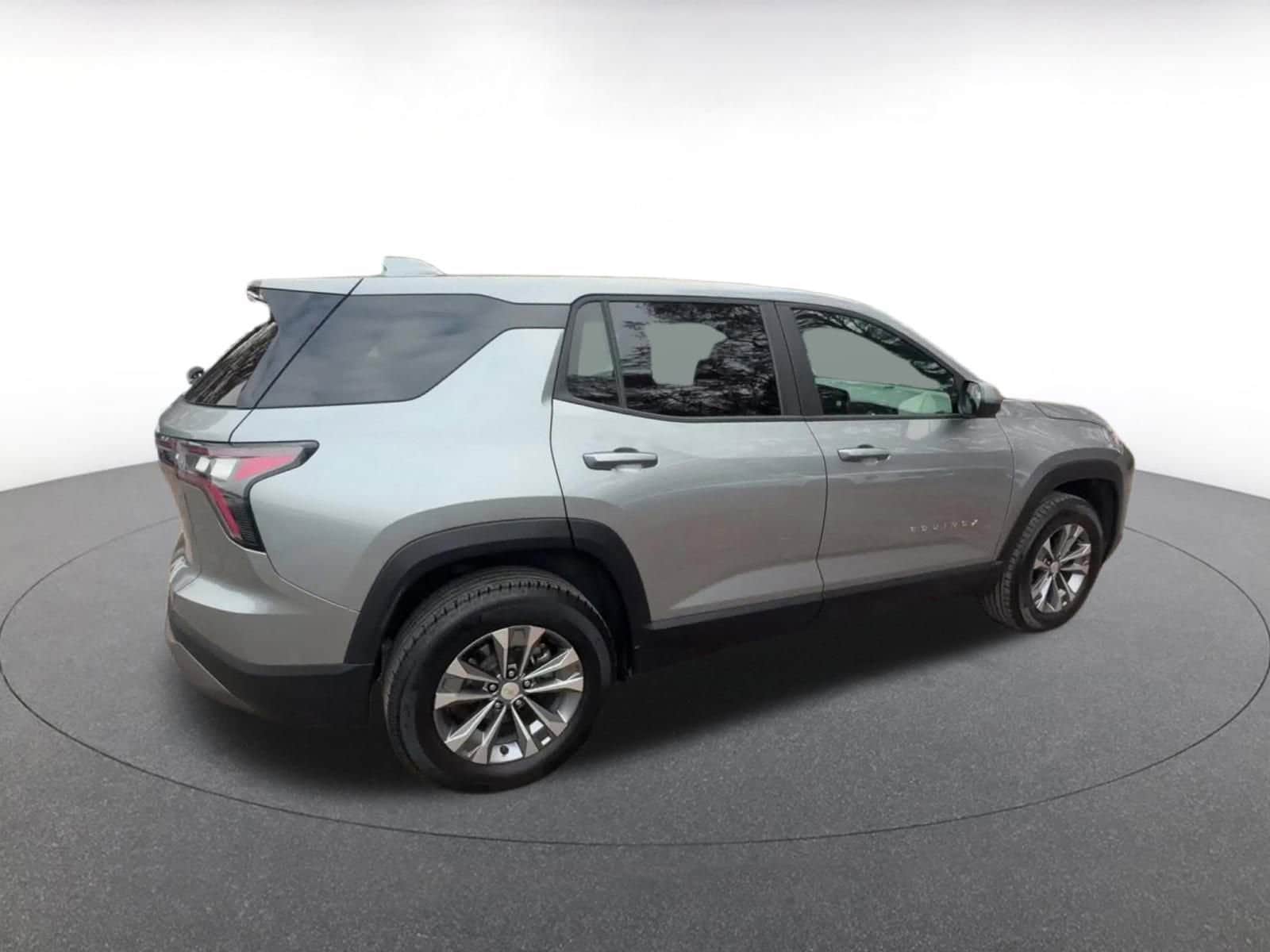 Thumbnail: 2025 Chevrolet Equinox - 14