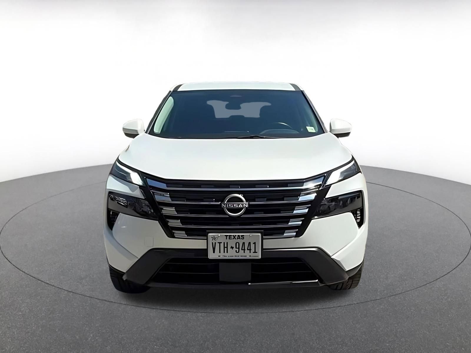 Thumbnail: 2025 Nissan Rogue - 4