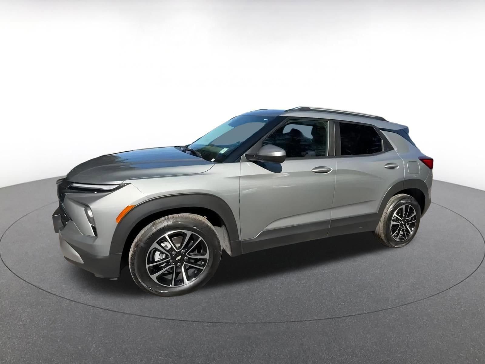 Thumbnail: 2025 Chevrolet TrailBlazer - 8