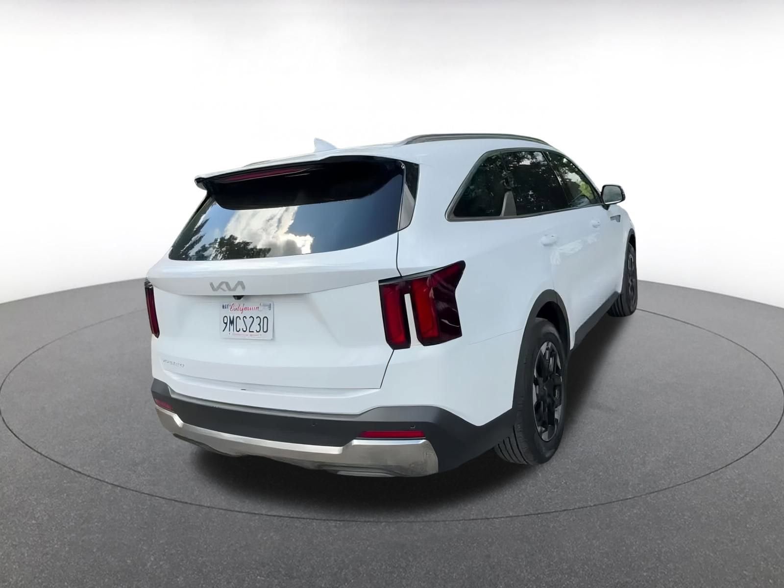 Thumbnail: 2024 Kia Sorento - 13