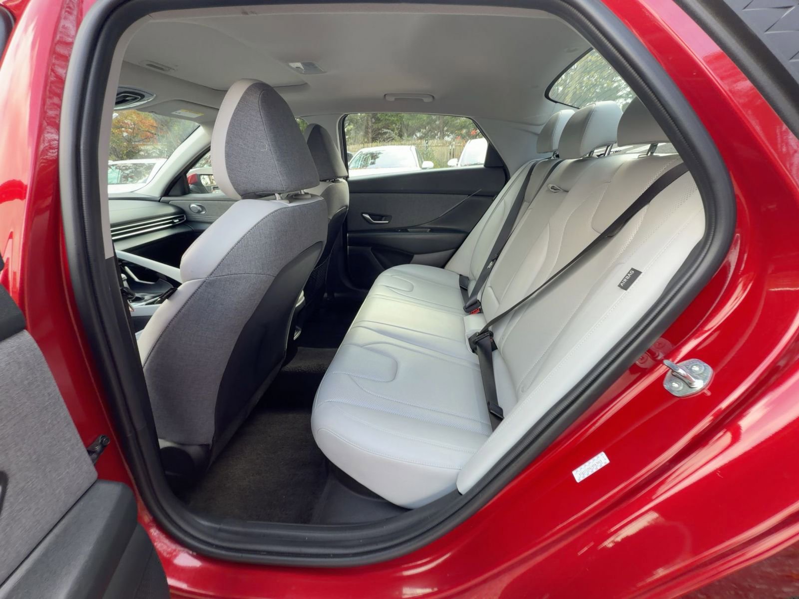 Thumbnail: 2025 Hyundai Elantra - 23