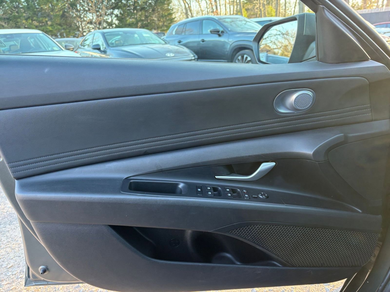 Thumbnail: 2025 Hyundai Elantra - 18