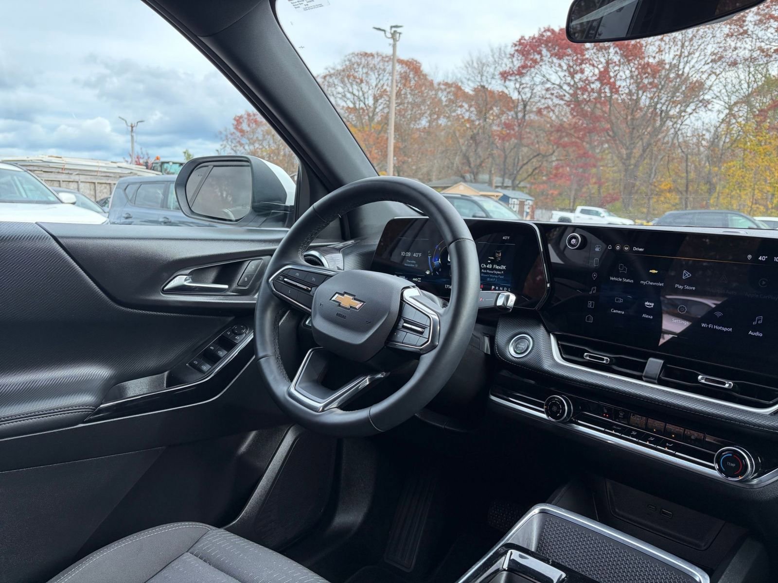 Thumbnail: 2025 Chevrolet Equinox - 33