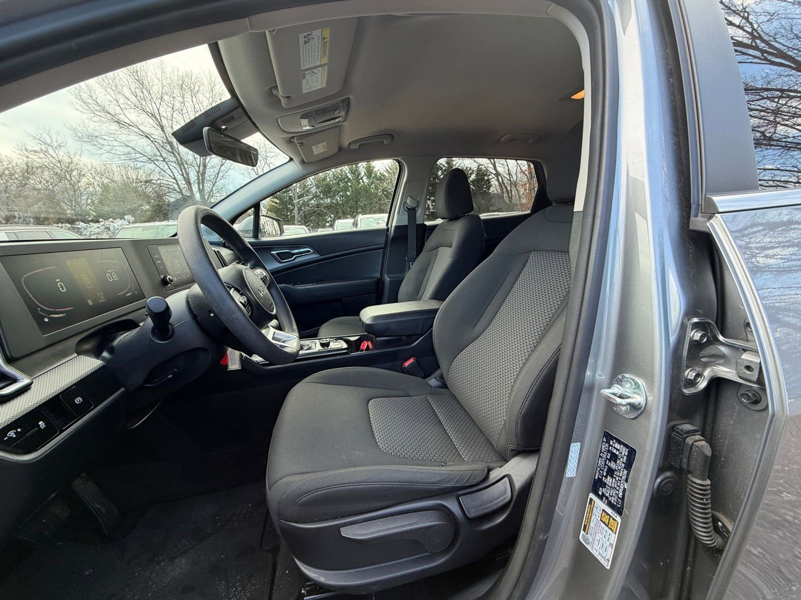 Thumbnail: 2025 Kia Sportage - 25