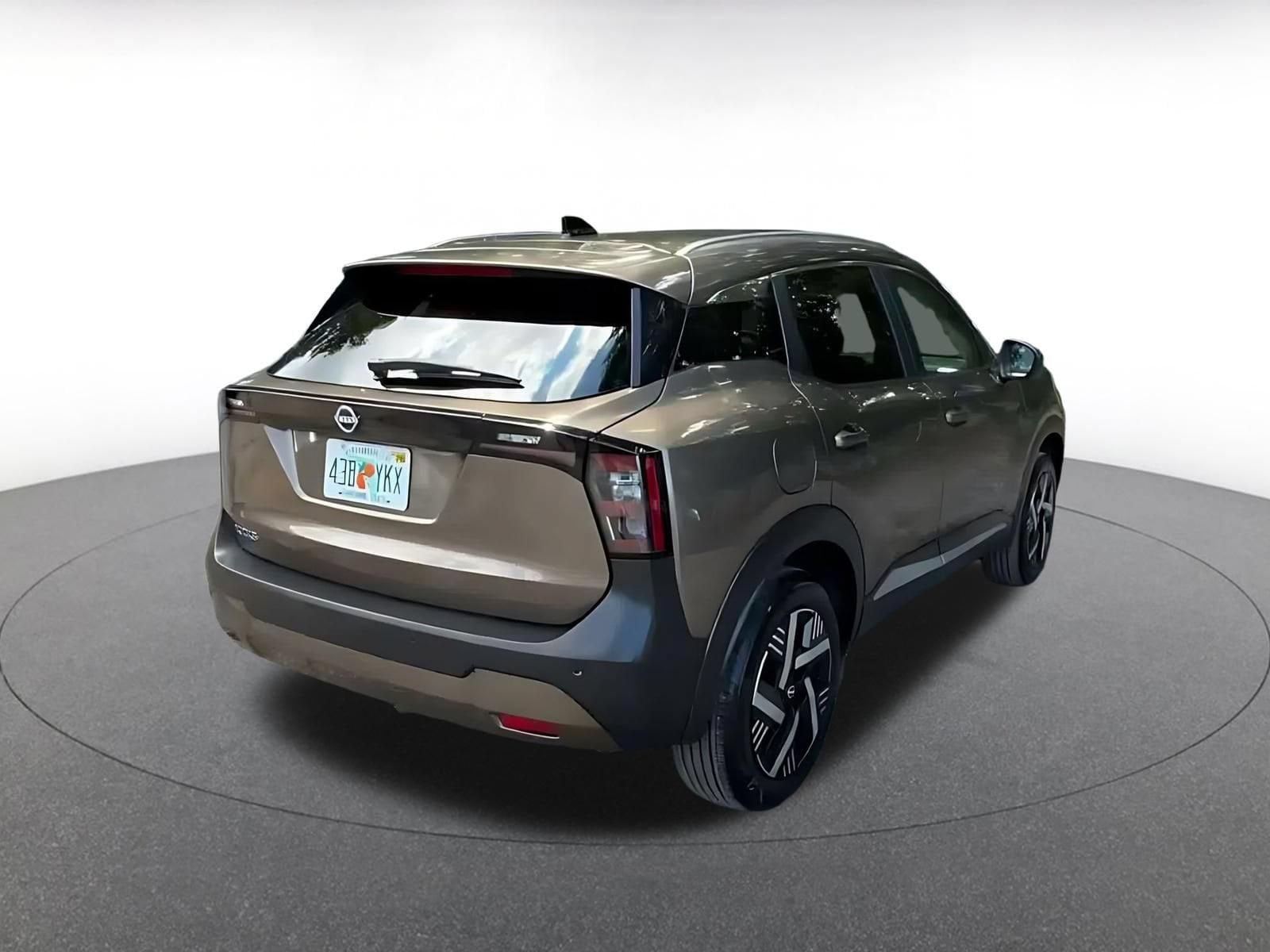 Thumbnail: 2026 Nissan Kicks - 13