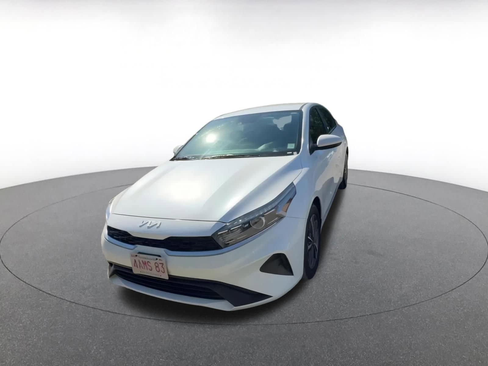 Thumbnail: 2024 Kia Forte - 7
