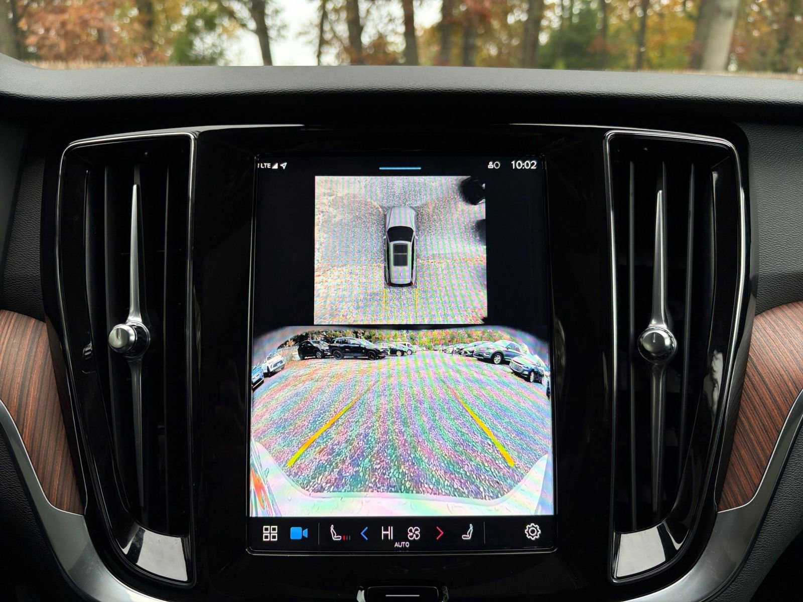 Thumbnail: 2025 Volvo S60 - 17