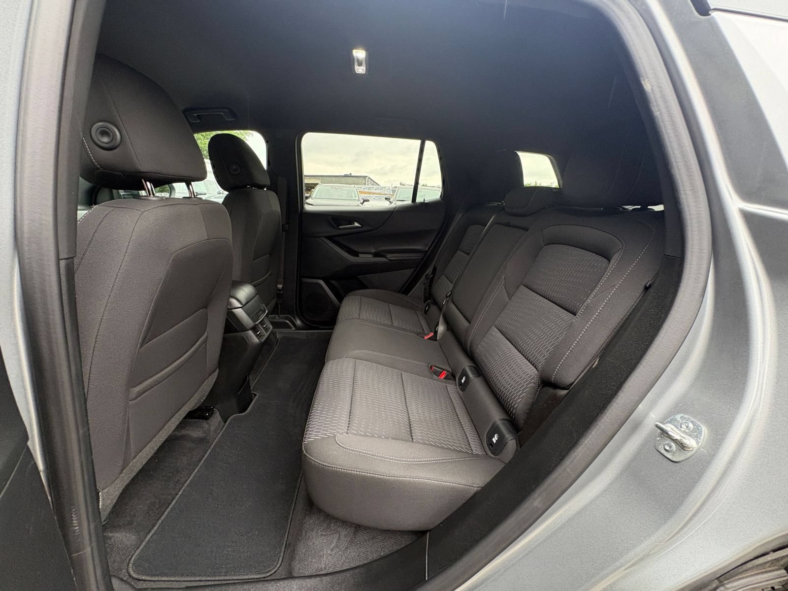 Thumbnail: 2025 Chevrolet Equinox - 25