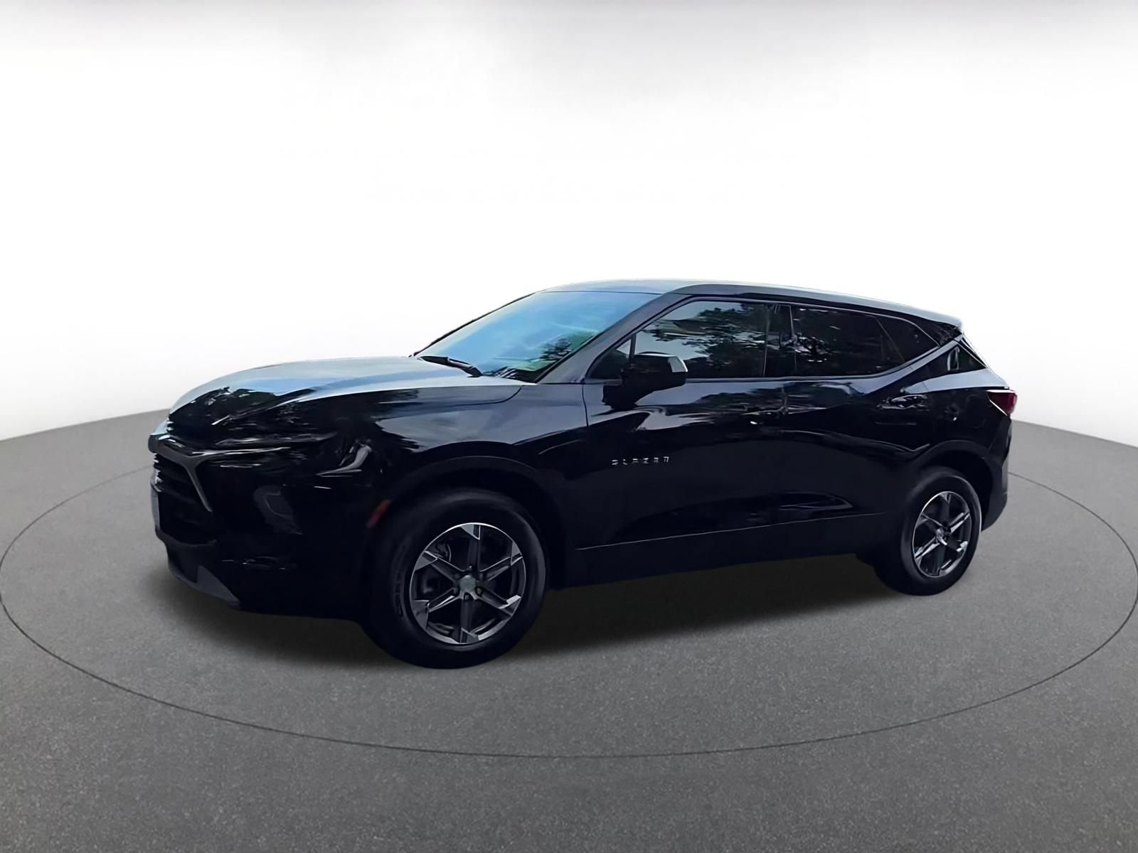 Thumbnail: 2026 Chevrolet Blazer - 6