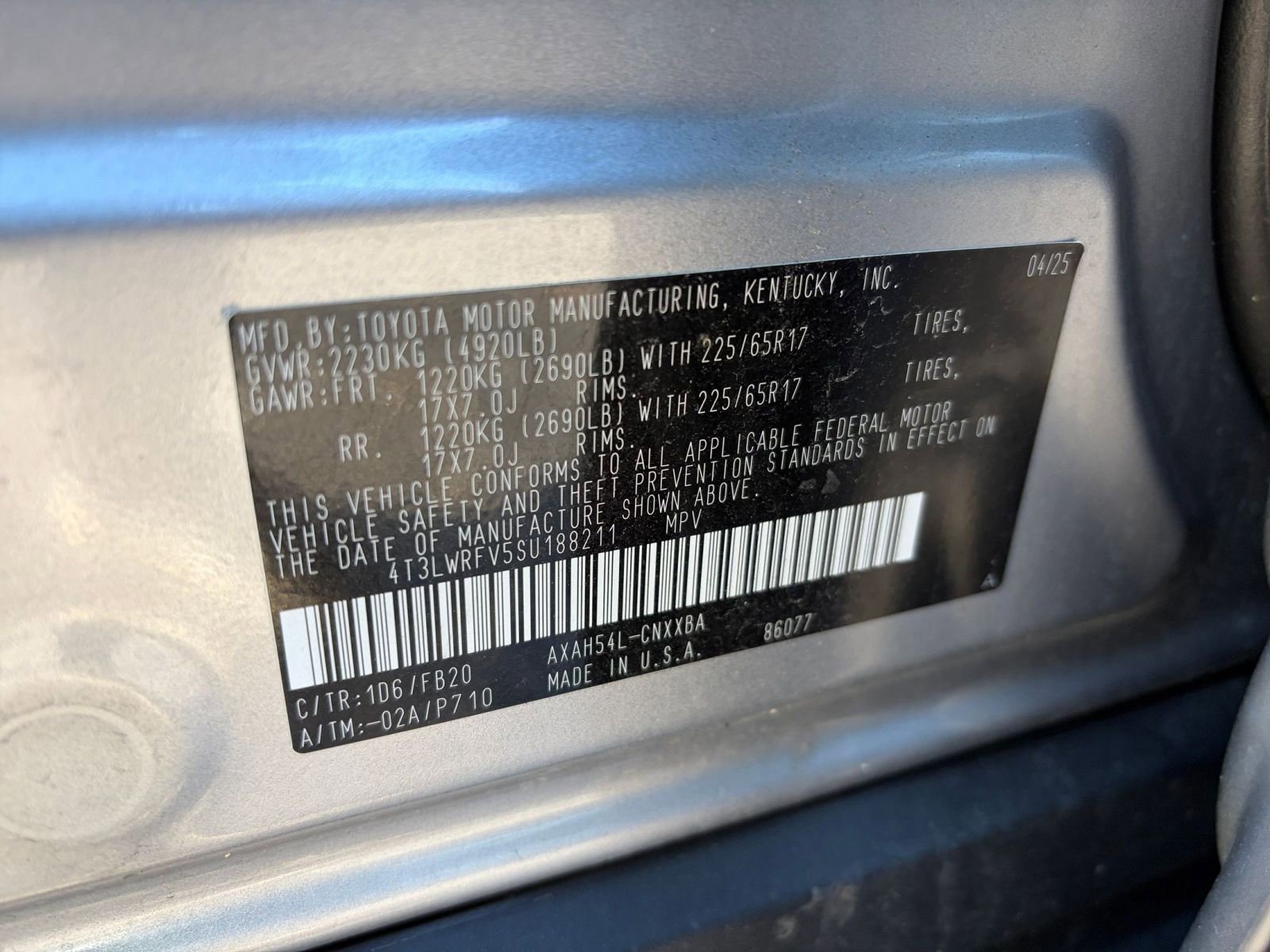 Thumbnail: 2025 Toyota RAV4 - 28