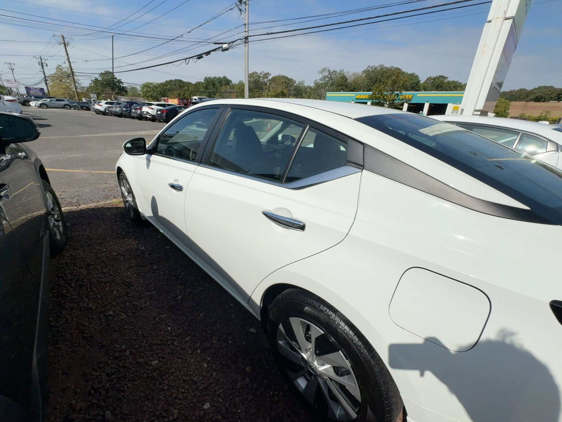 Thumbnail: 2023 Nissan Altima - 21