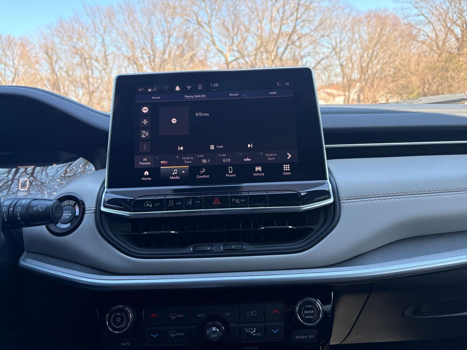 Thumbnail: 2025 Jeep Compass - 17