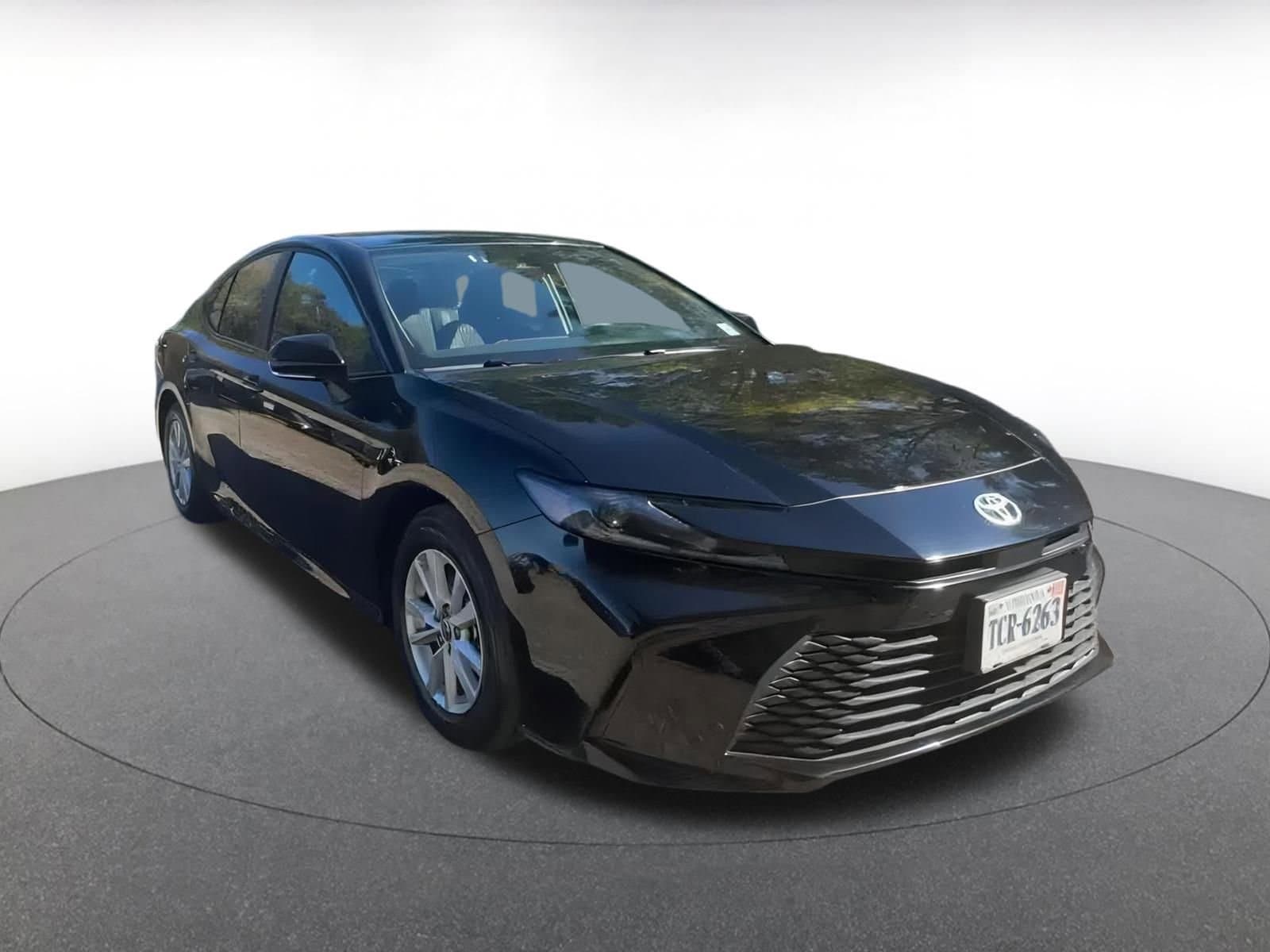 Thumbnail: 2025 Toyota Camry - 3
