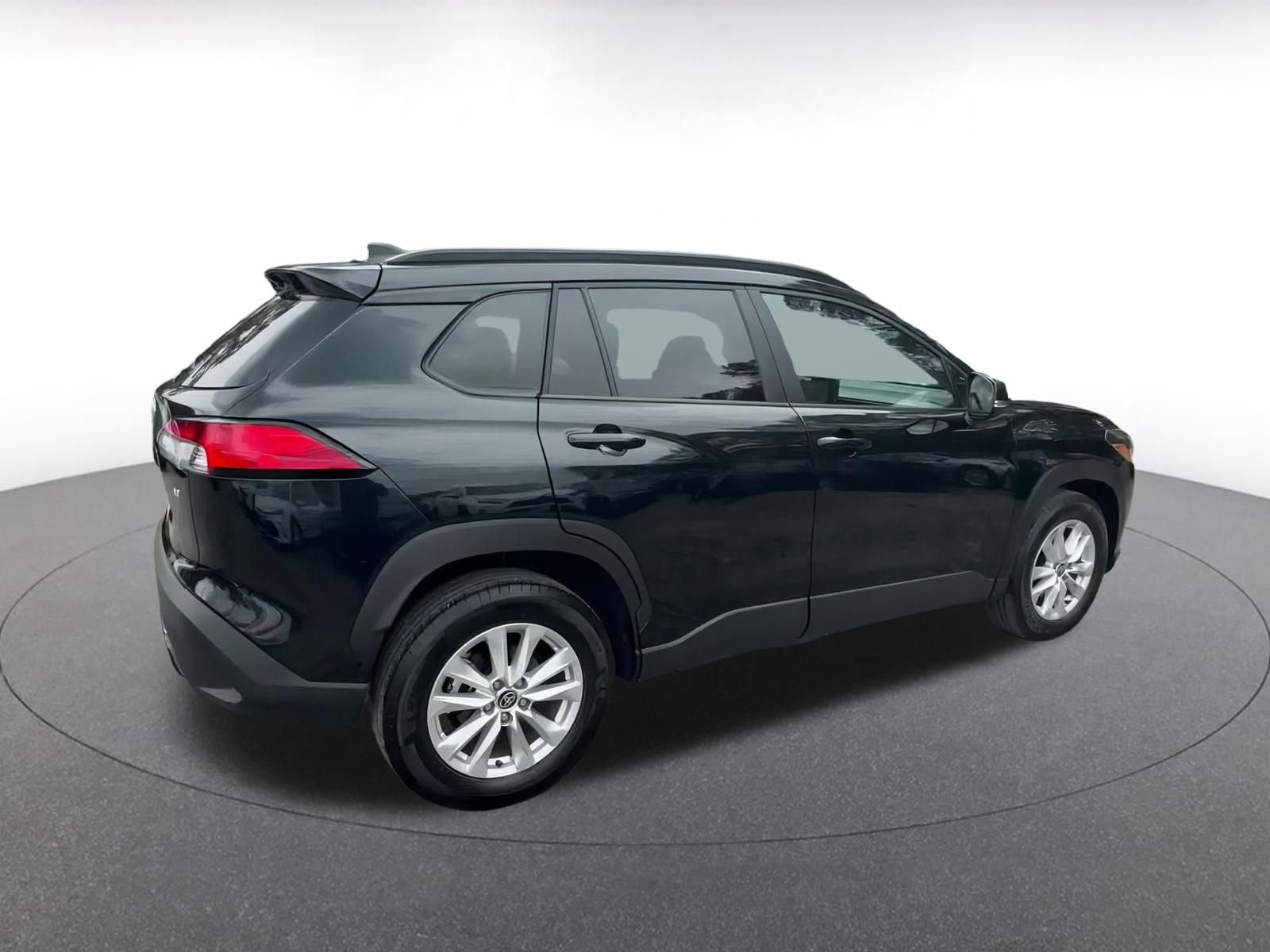 Thumbnail: 2025 Toyota Corolla Cross - 15