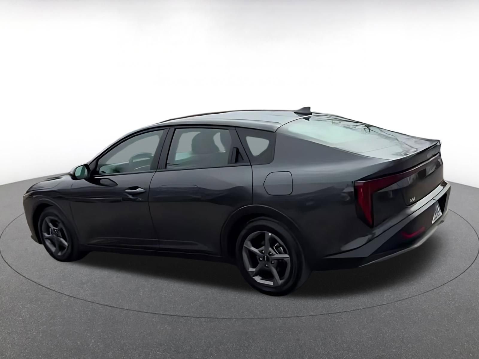 Thumbnail: 2025 Kia K4 - 16