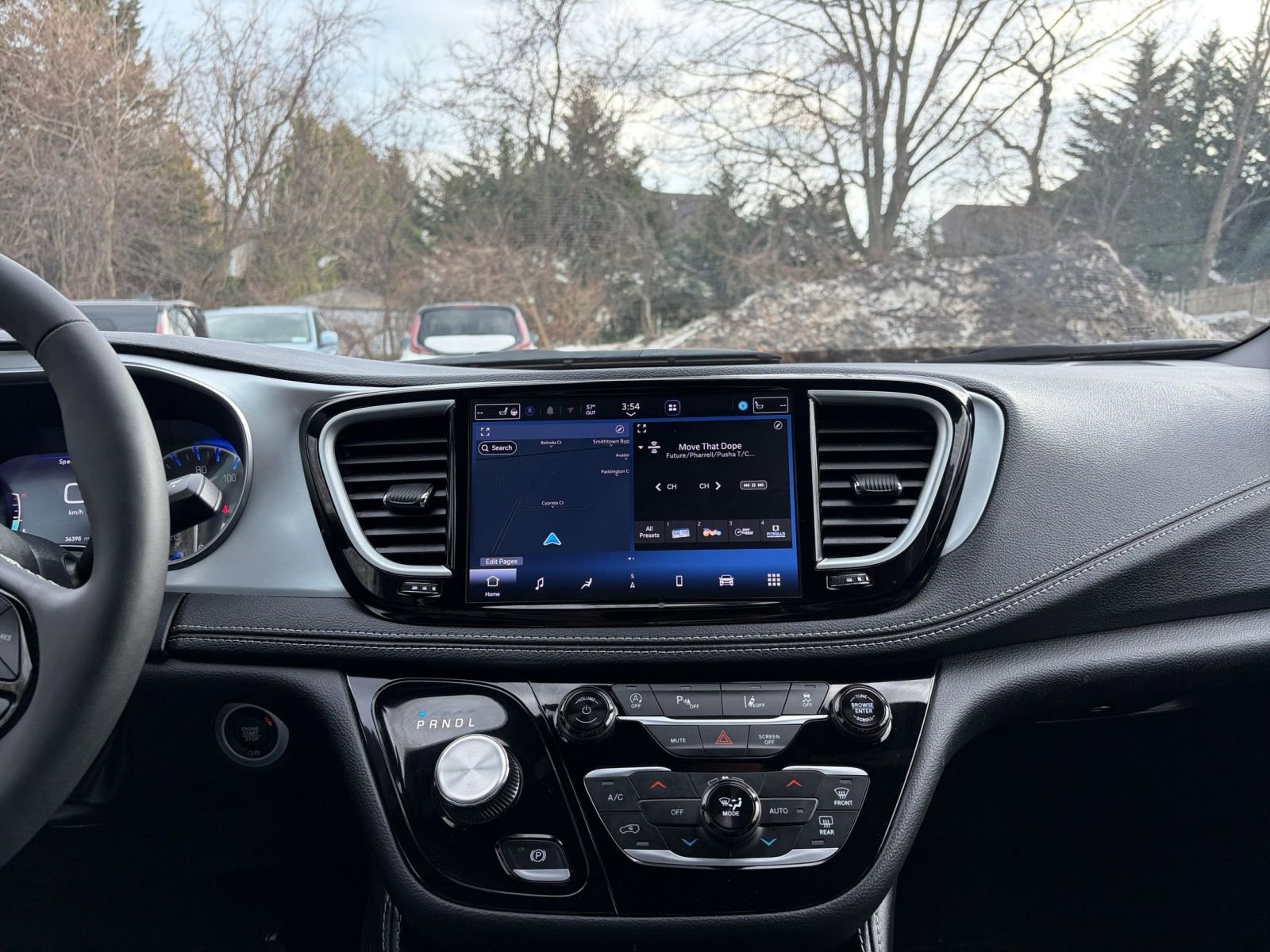 Thumbnail: 2025 Chrysler Pacifica - 17