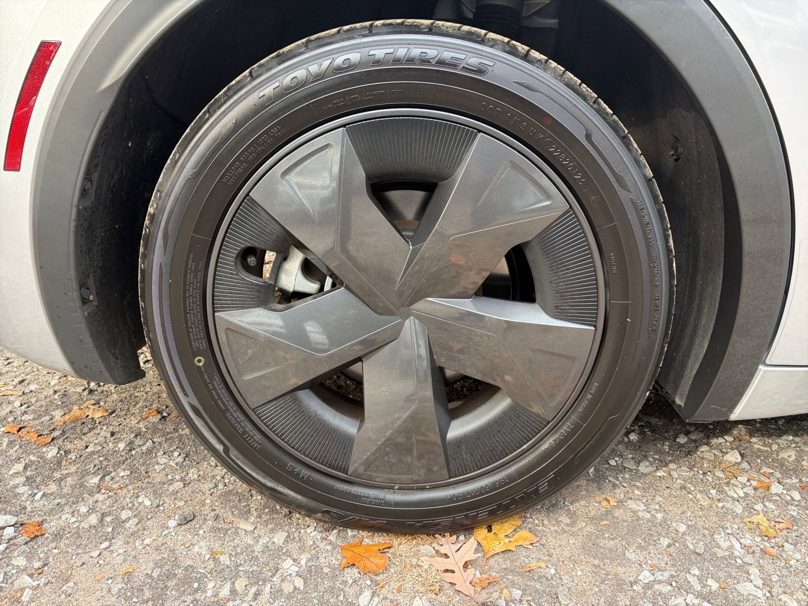 Thumbnail: 2025 Toyota Prius - 28