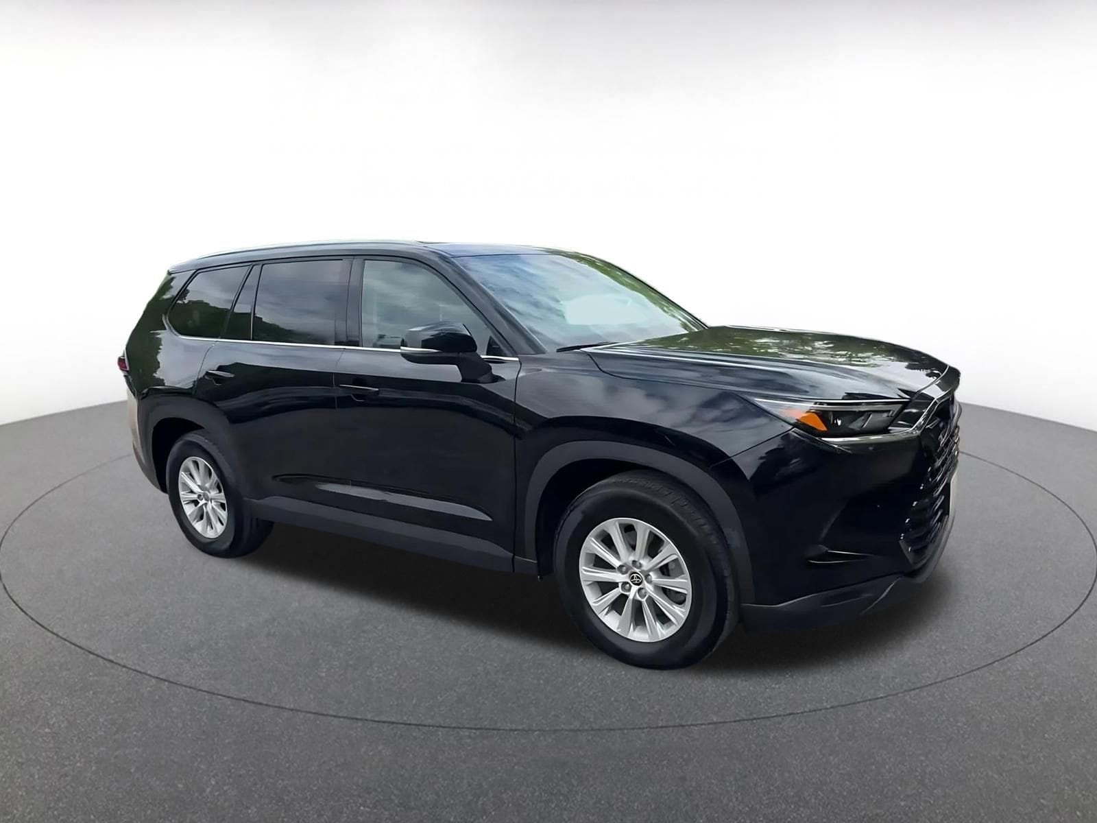 Thumbnail: 2025 Toyota Grand Highlander - 2