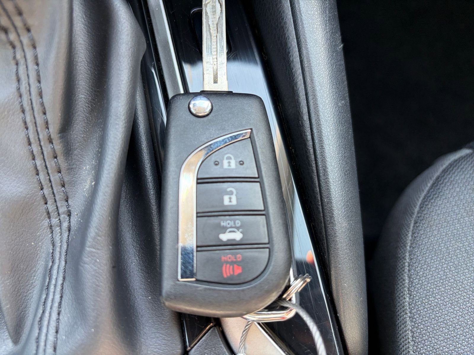 Thumbnail: 2025 Toyota Corolla - 21