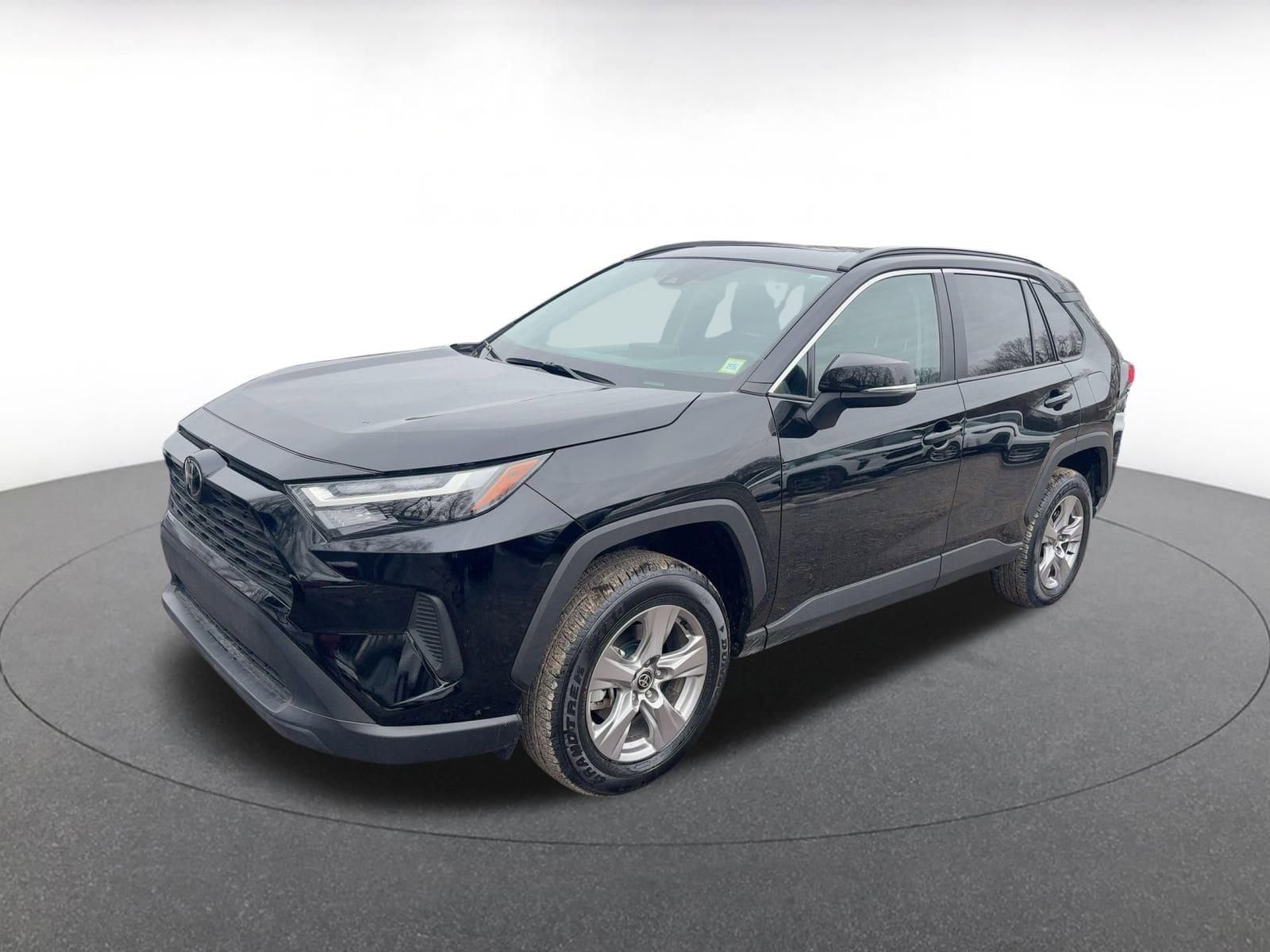 Thumbnail: 2025 Toyota RAV4 - 4