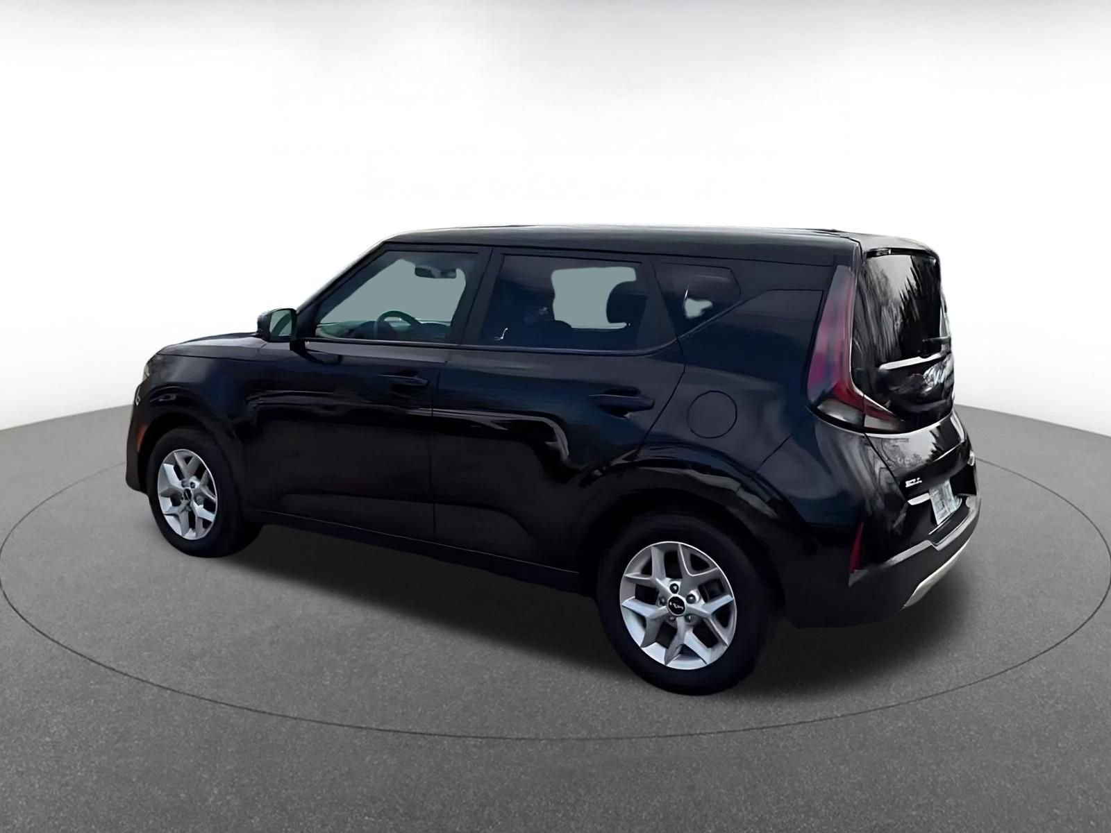Thumbnail: 2025 Kia Soul - 9