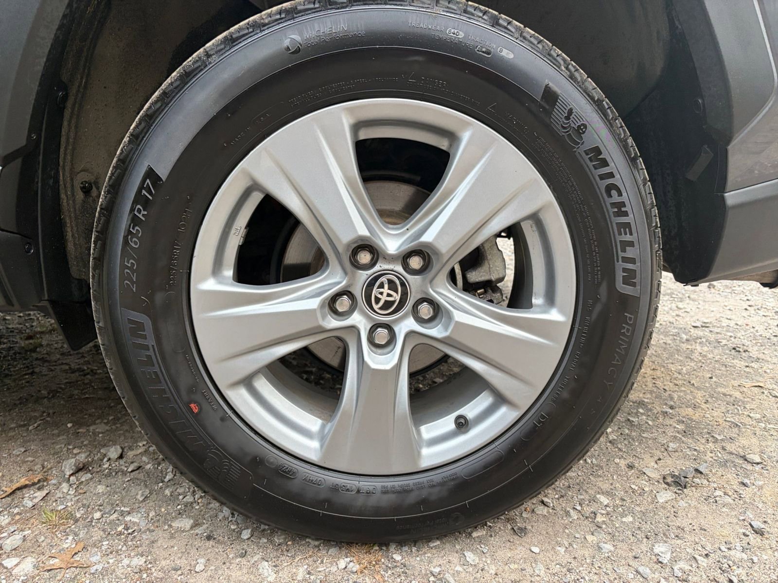 Thumbnail: 2025 Toyota RAV4 - 29