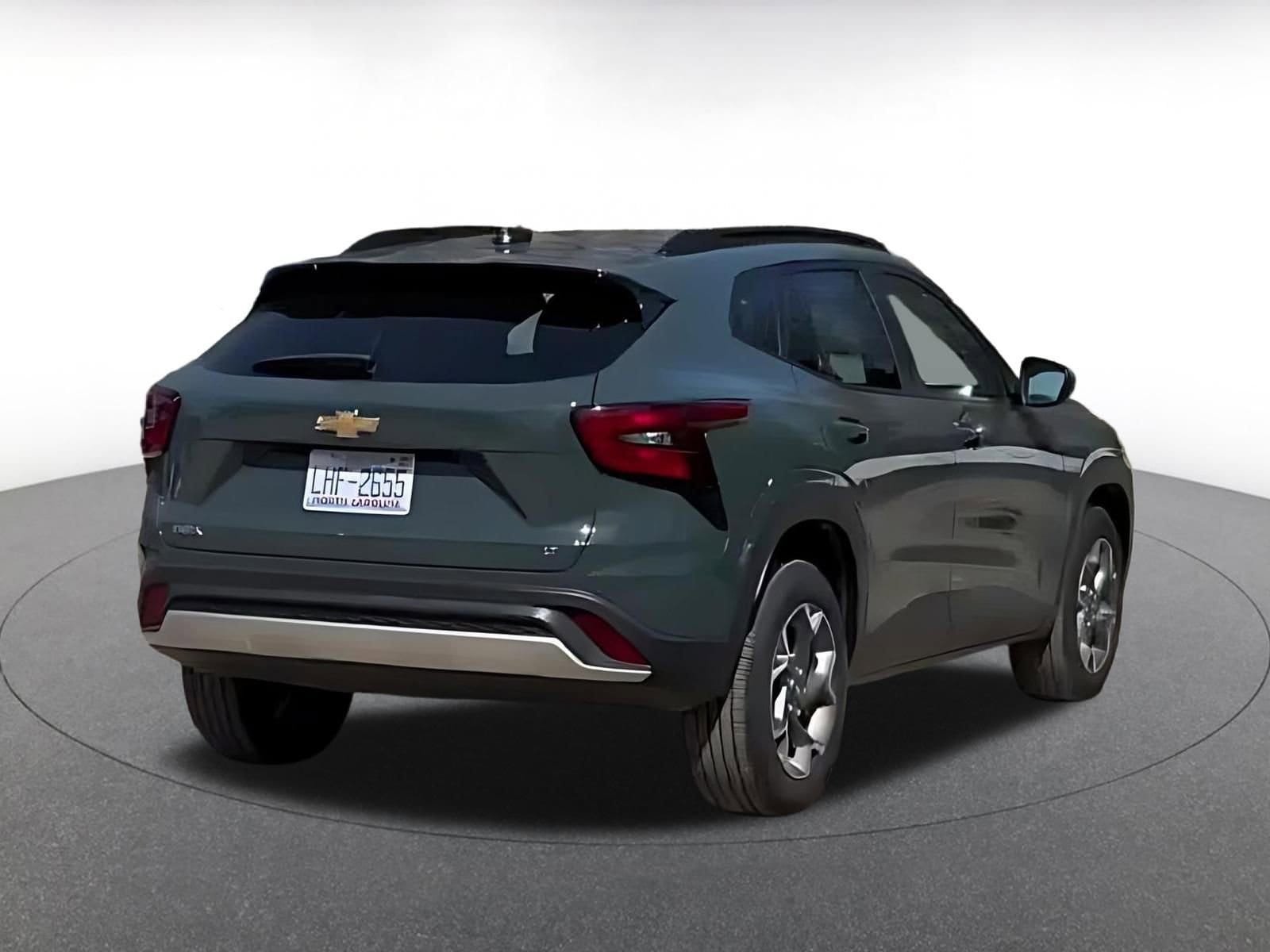 Thumbnail: 2025 Chevrolet Trax - 12