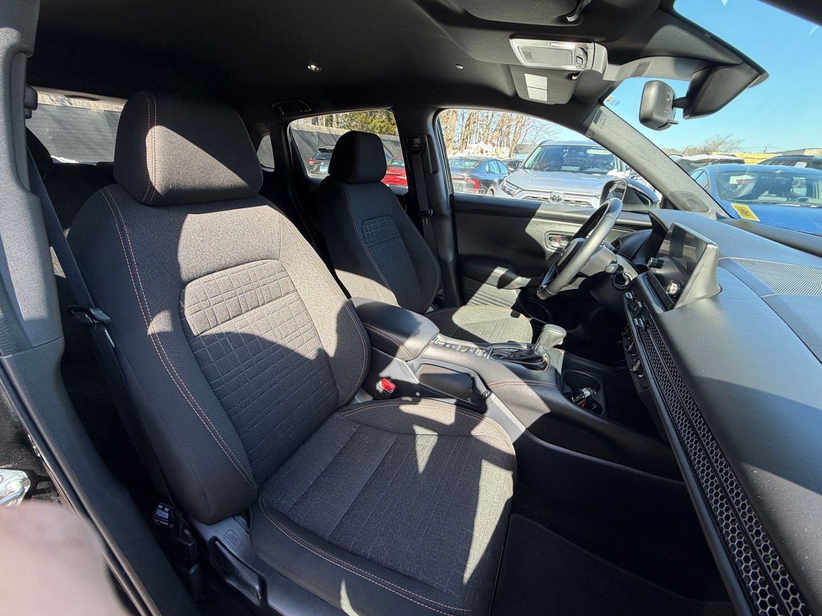 Thumbnail: 2025 Honda HR-V - 35