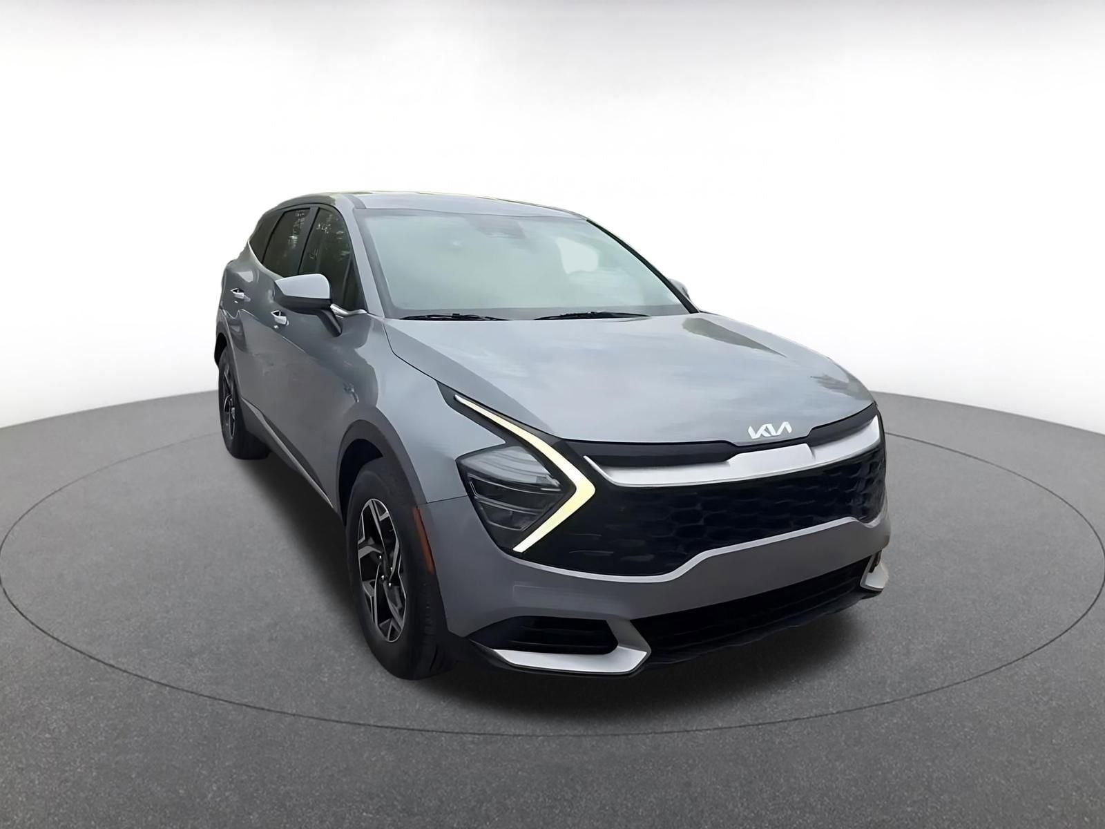 Thumbnail: 2025 Kia Sportage - 3