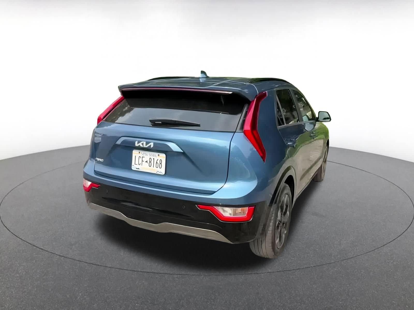 Thumbnail: 2023 Kia Niro - 13