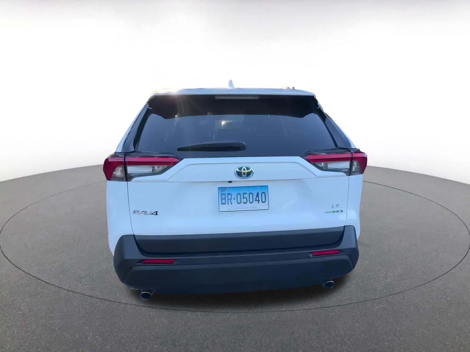 Thumbnail: 2024 Toyota RAV4 - 12