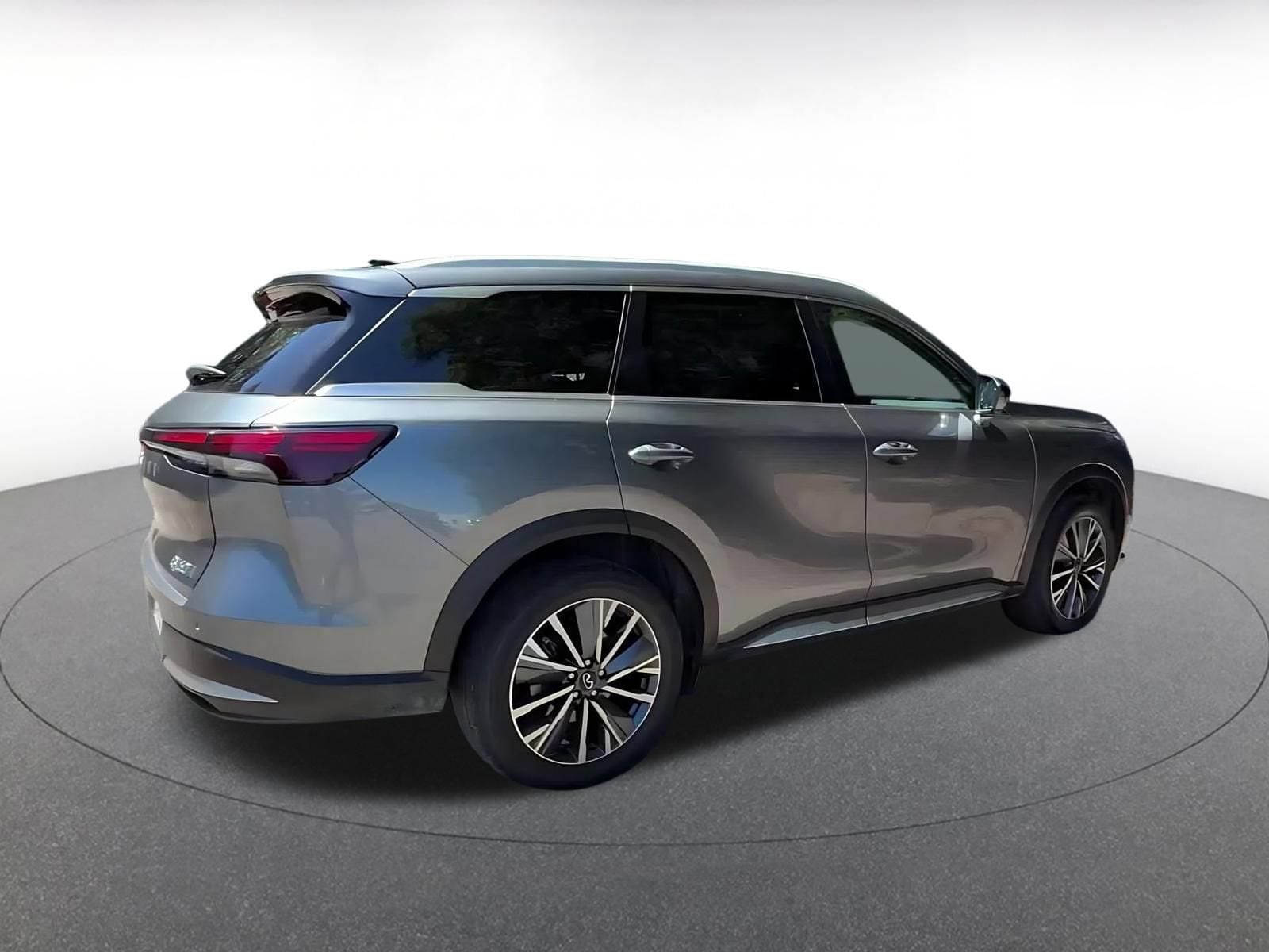 Thumbnail: 2026 INFINITI QX60 - 15