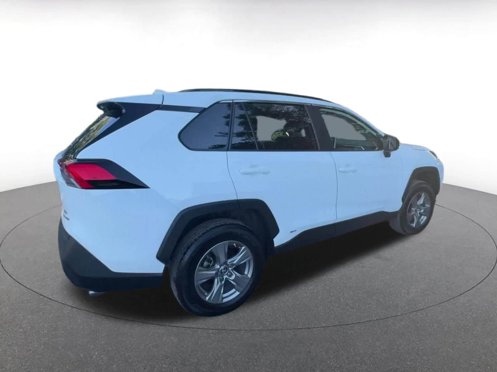 Thumbnail: 2024 Toyota RAV4 - 15