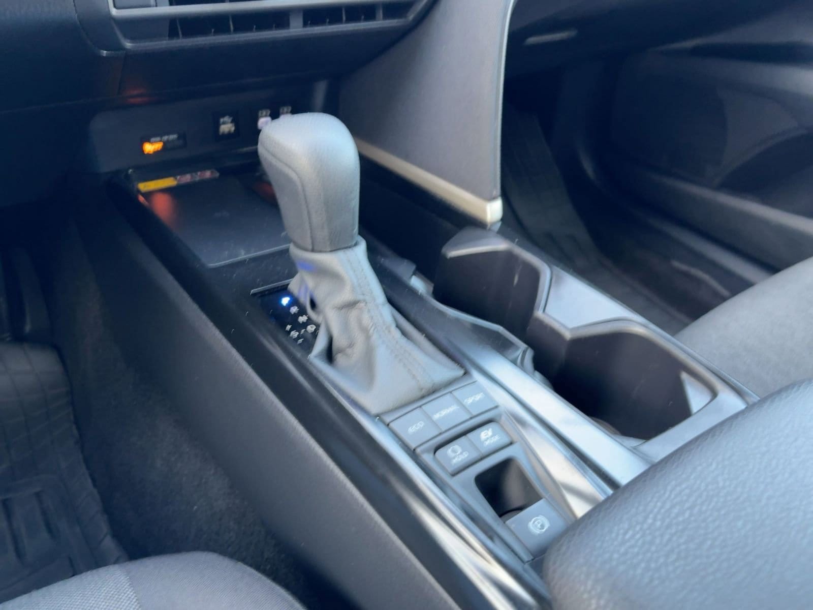 Thumbnail: 2025 Toyota Camry - 21